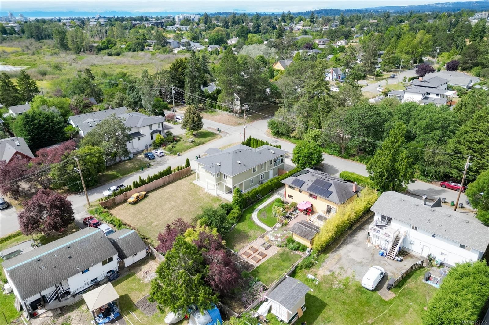 3967 Rainbow St, Saanich, BC