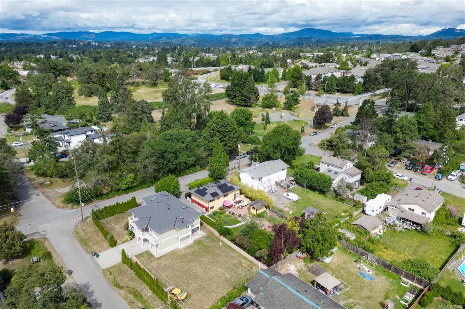 3967 Rainbow St, Saanich, BC