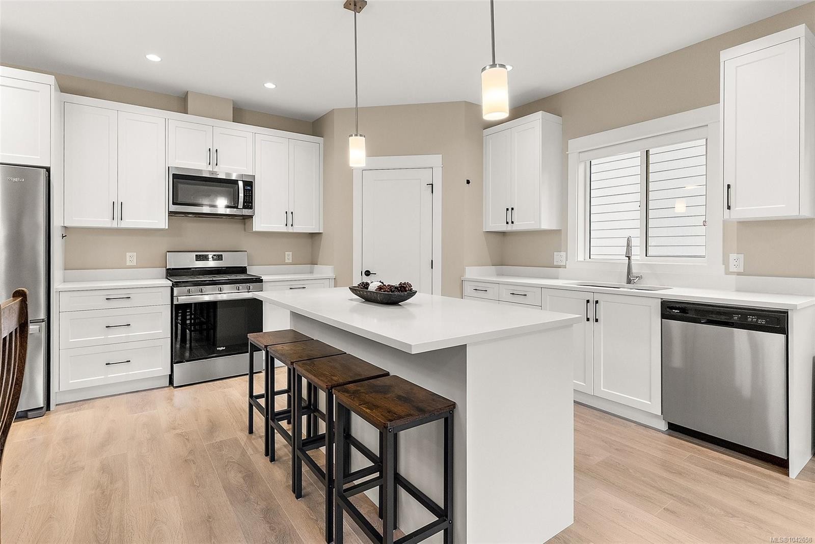 933 Blakeon Pl, Langford, BC