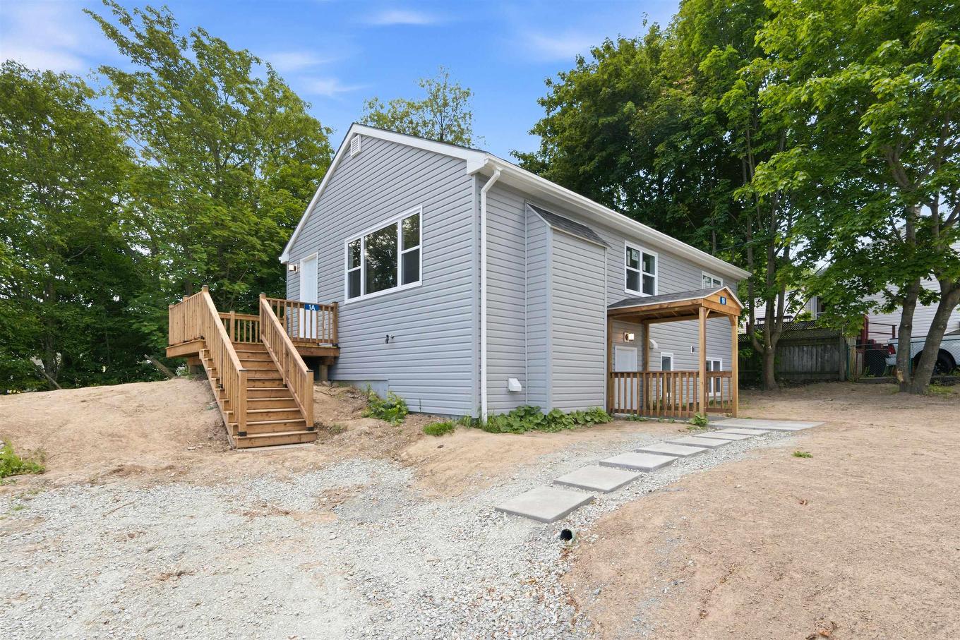 1A & 1B Auburn Avenue, Halifax, NS