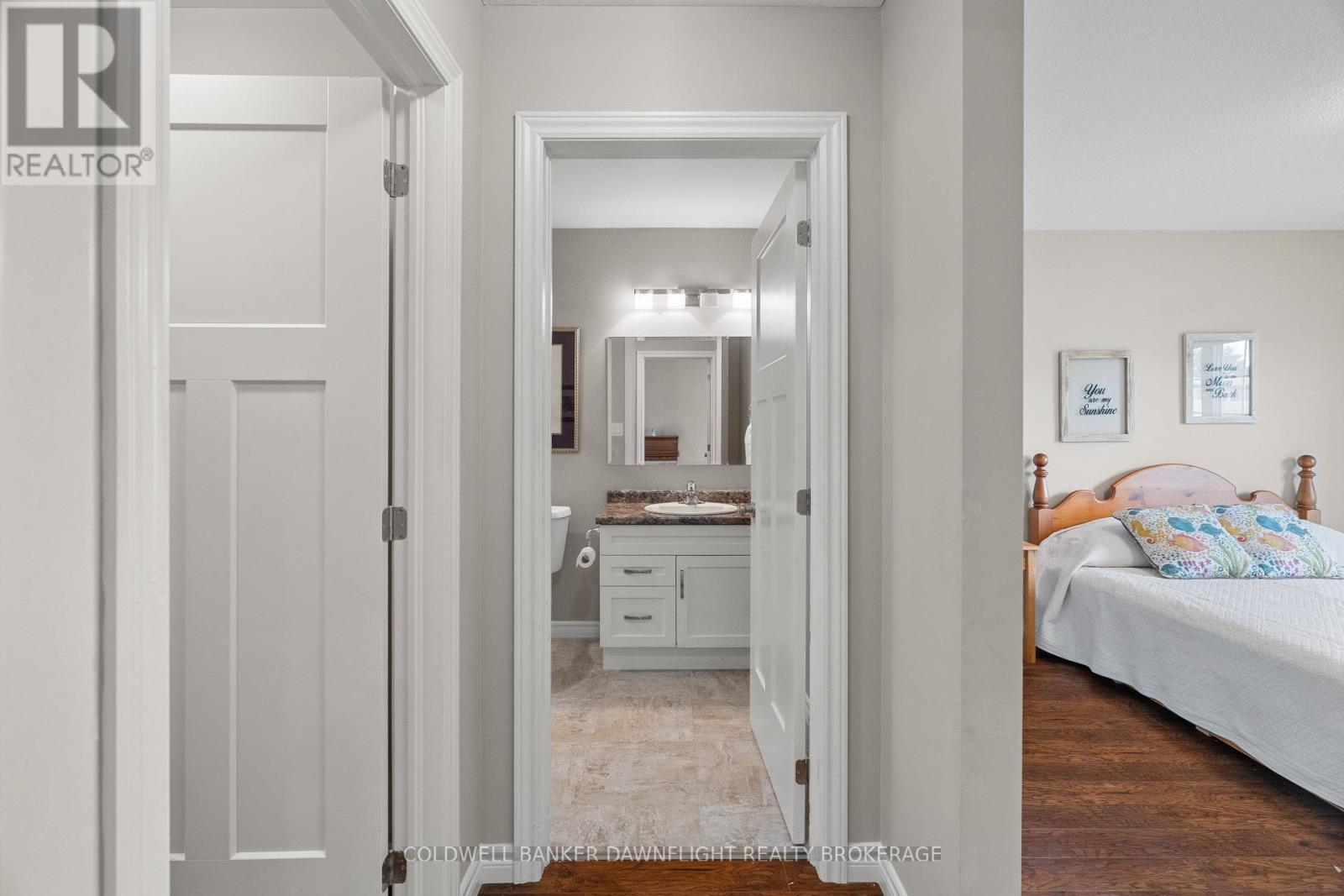40 Devon Drive, South Huron (Exeter), ON - Indoor