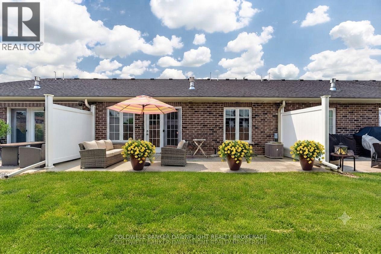 Virtually Staged- AI Generated - 40 Devon Drive, South Huron (Exeter), ON - Outdoor With Deck Patio Veranda