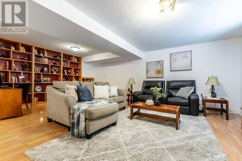 62 Spadara Drive, Hamilton, ON