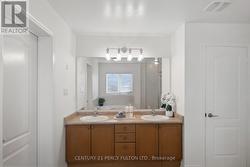 77 Appleview Rd- Primary Ensuite -