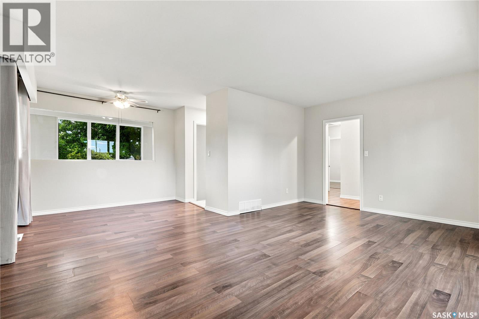 2118 Clarence Avenue S, Saskatoon, SK