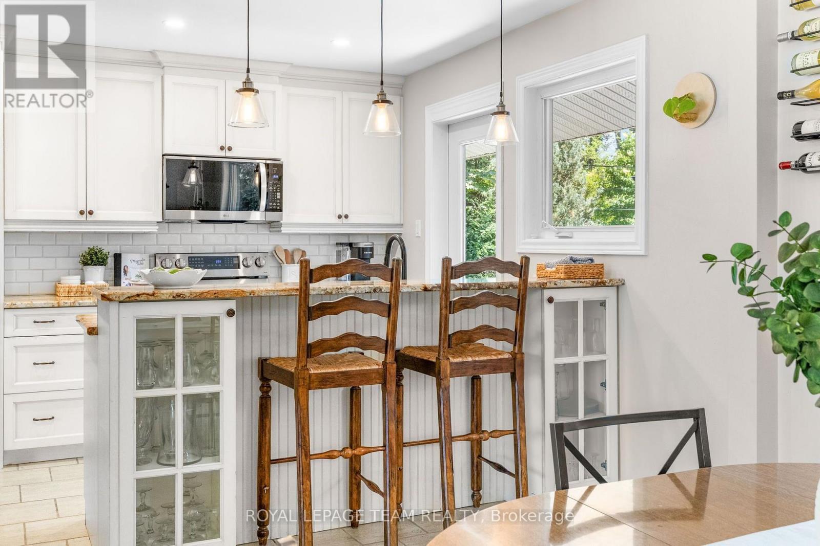 2296 Kay Street, Ottawa, ON