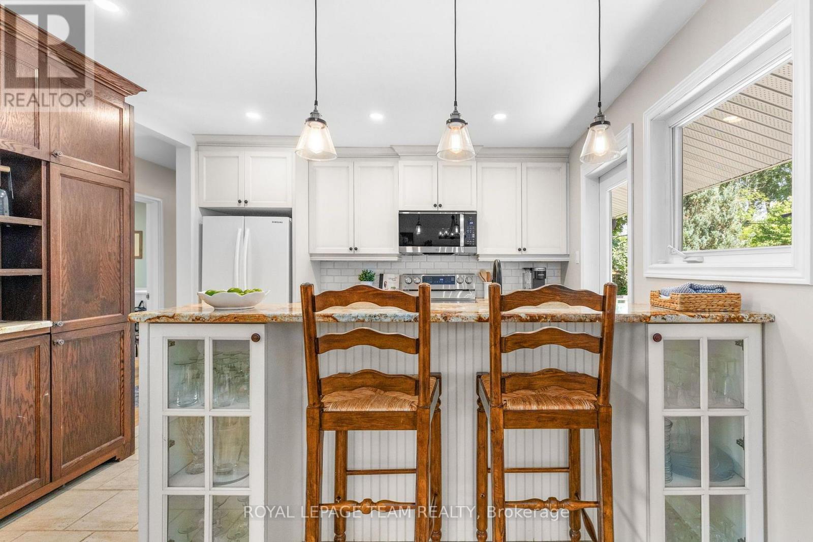 2296 Kay Street, Ottawa, ON