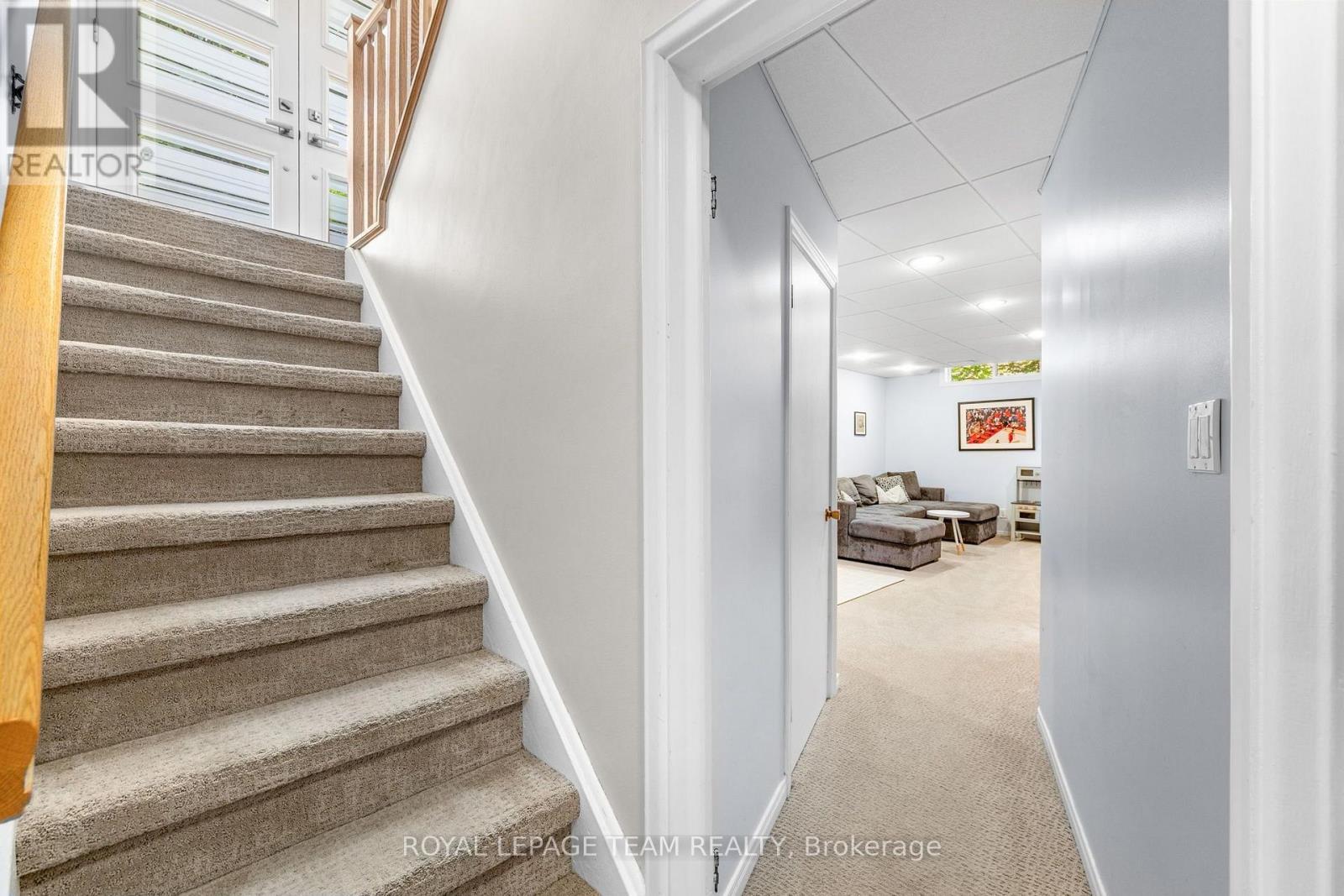 2296 Kay Street, Ottawa, ON