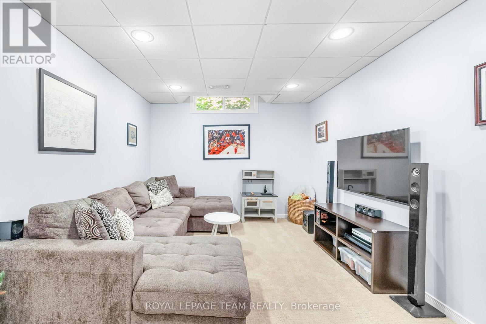 2296 Kay Street, Ottawa, ON