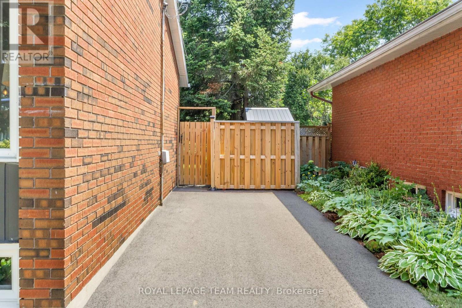 2296 Kay Street, Ottawa, ON