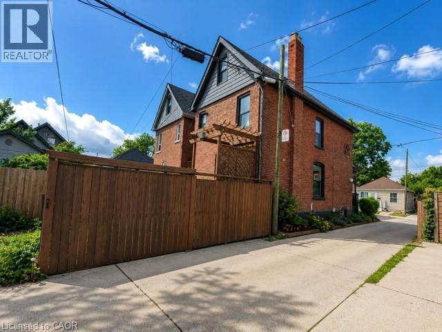 26 Campbell Avenue, Hamilton, ON