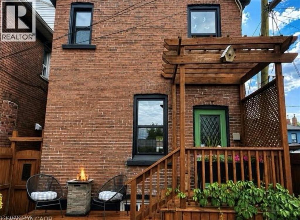 26 Campbell Avenue, Hamilton, ON