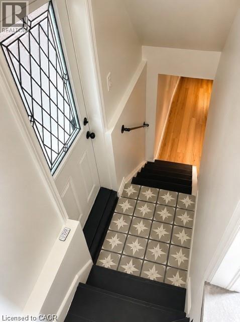 26 Campbell Avenue, Hamilton, ON