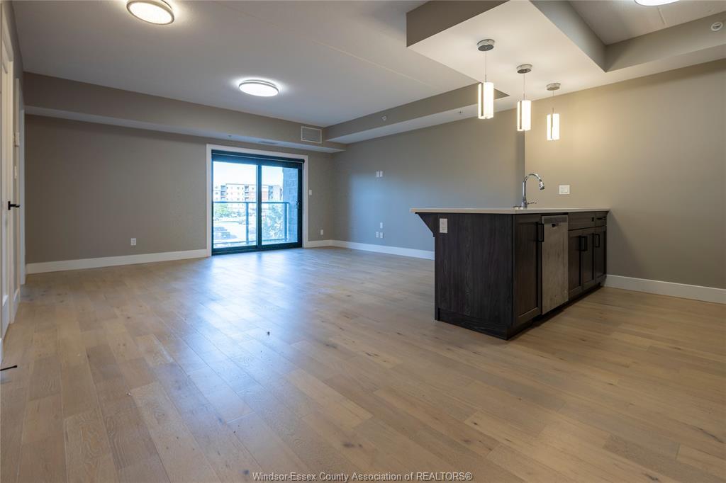 203-4578 Huron Church Line Road, Lasalle, ON