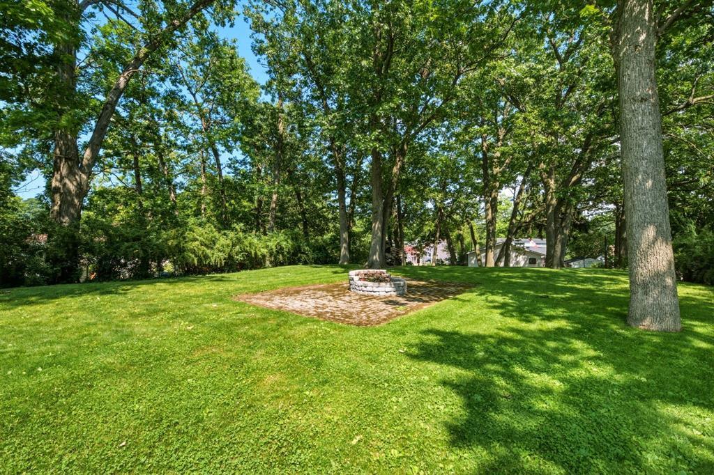 743 Errol Road East, Sarnia, ON