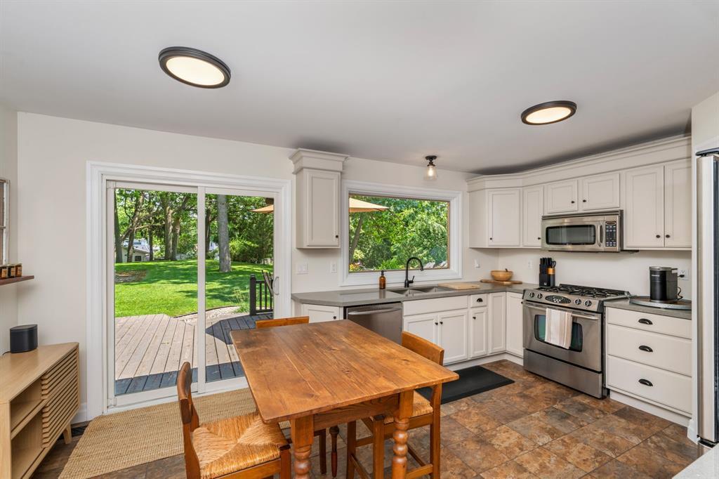 743 Errol Road East, Sarnia, ON