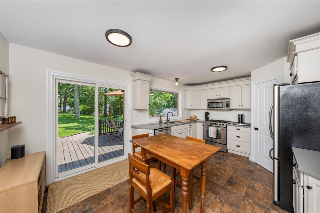 743 Errol Road East, Sarnia, ON