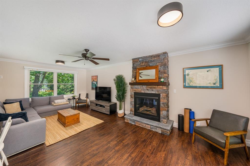 743 Errol Road East, Sarnia, ON