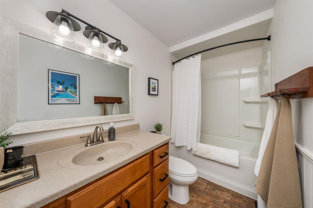 743 Errol Road East, Sarnia, ON