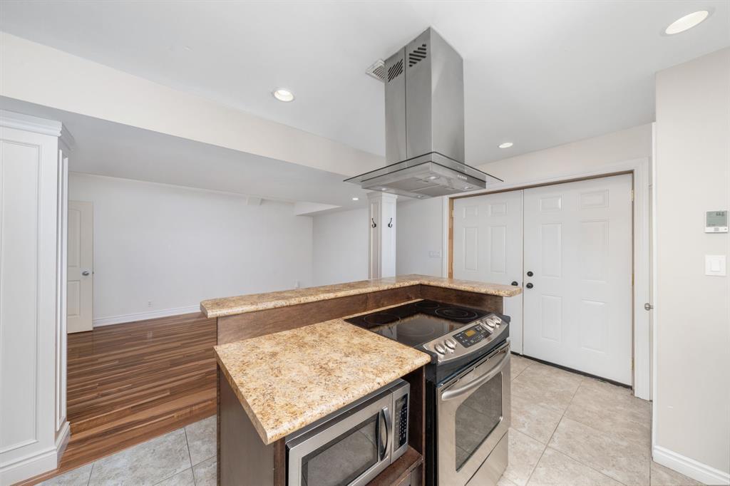 743 Errol Road East, Sarnia, ON