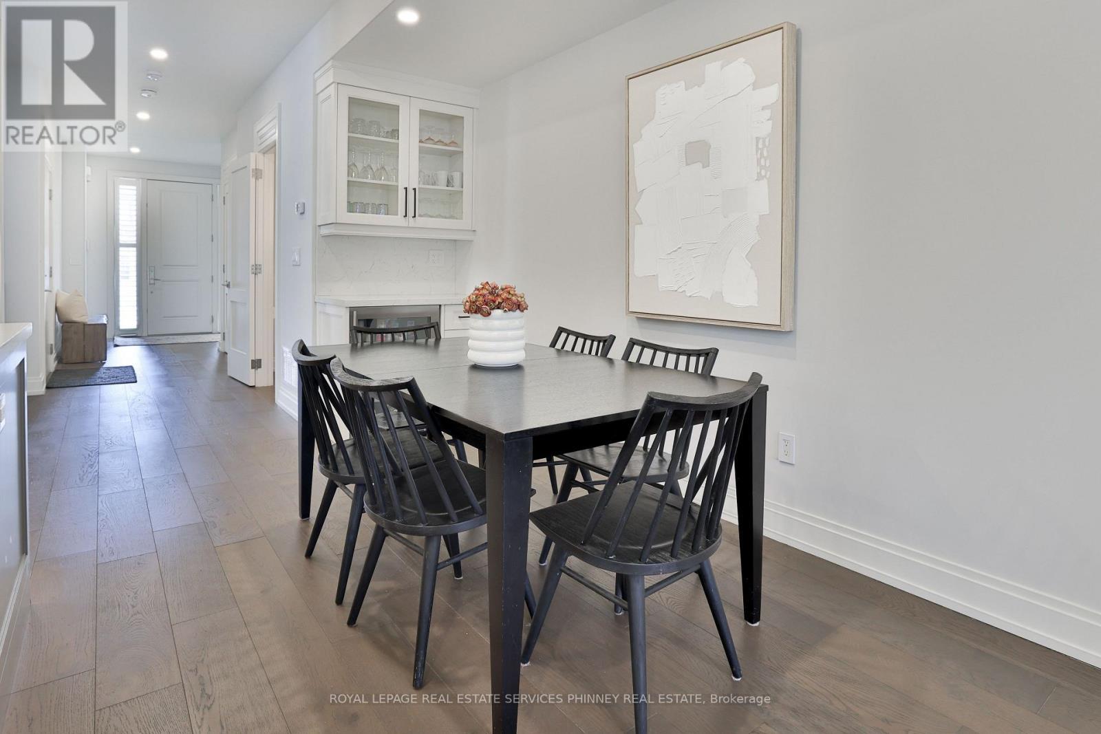 6 Iroquois Avenue, Mississauga, ON