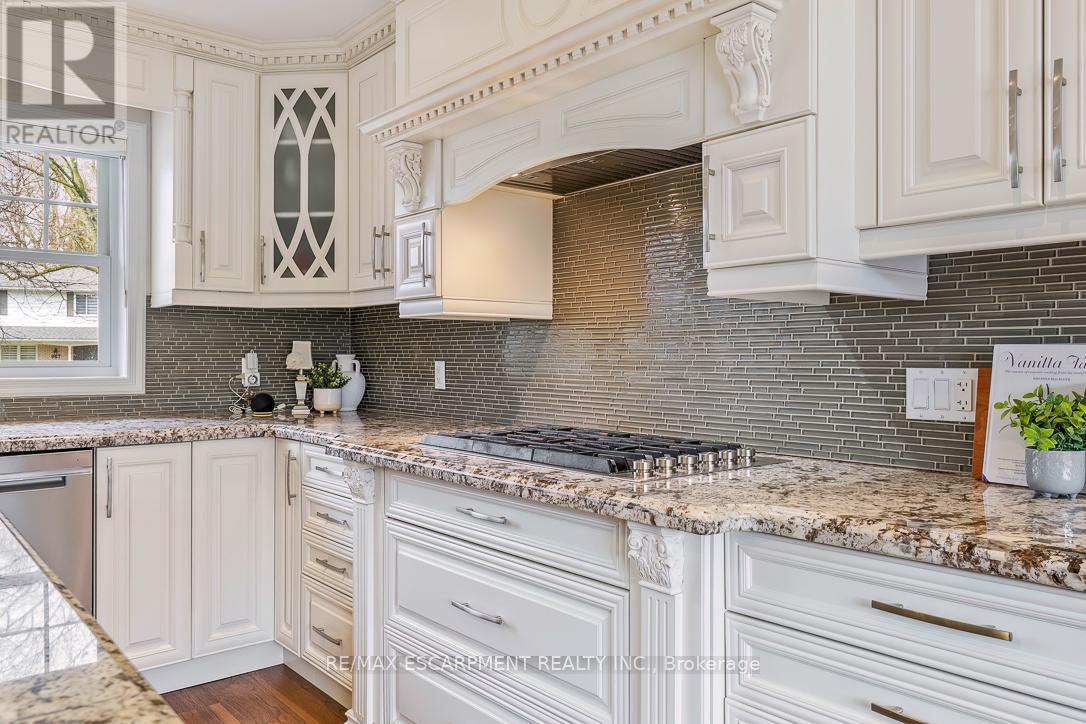 996 Cresthampton Lane, Mississauga, ON