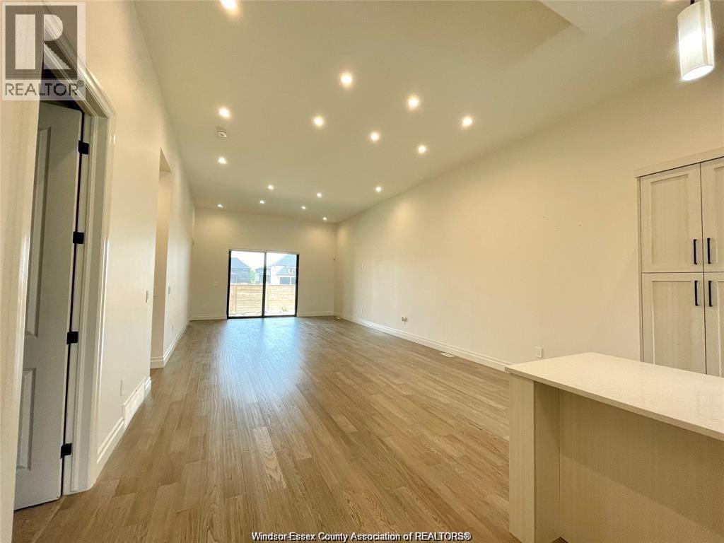 596 Lily Mac, Windsor, ON
