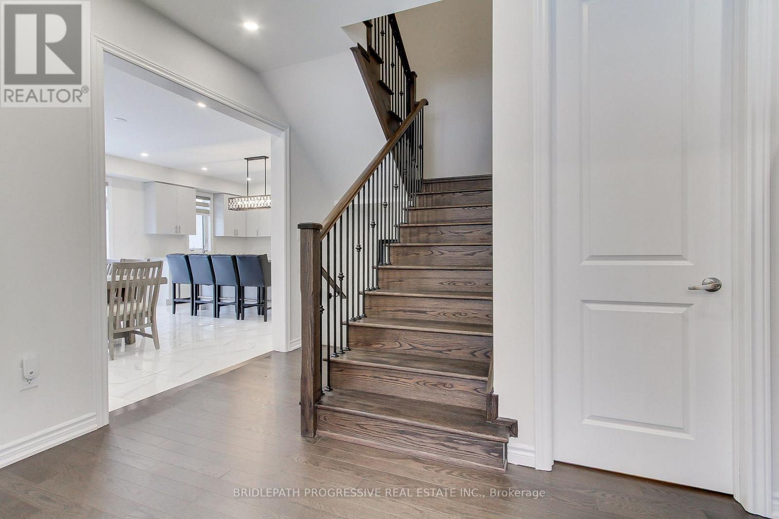 145 Terry Fox Drive, Barrie, ON