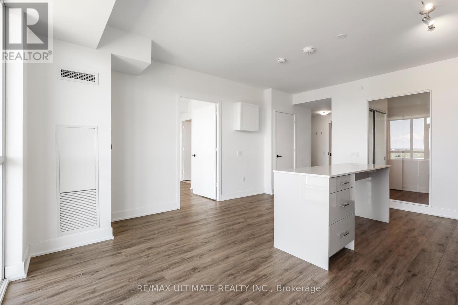 906 - 50 George Butchart Drive, Toronto, ON