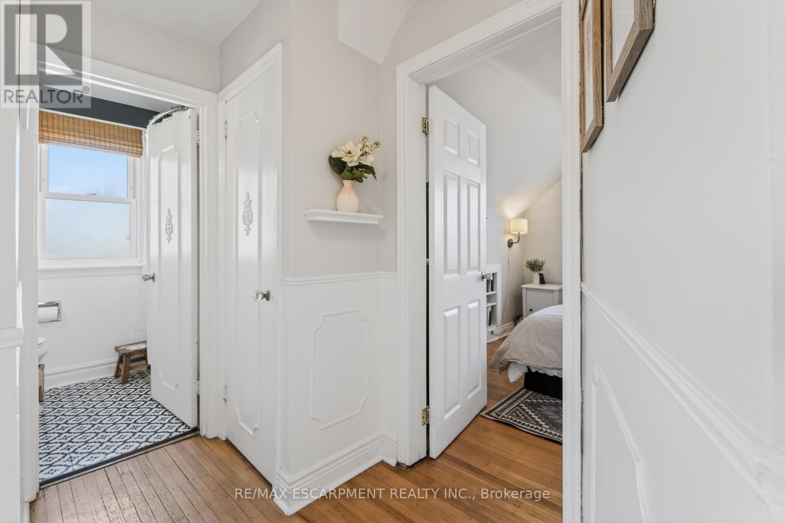 43 Woodbridge Road, Hamilton, ON
