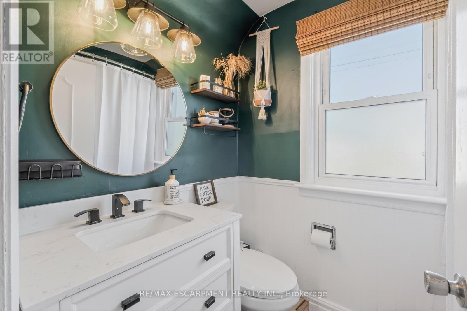 43 Woodbridge Road, Hamilton, ON