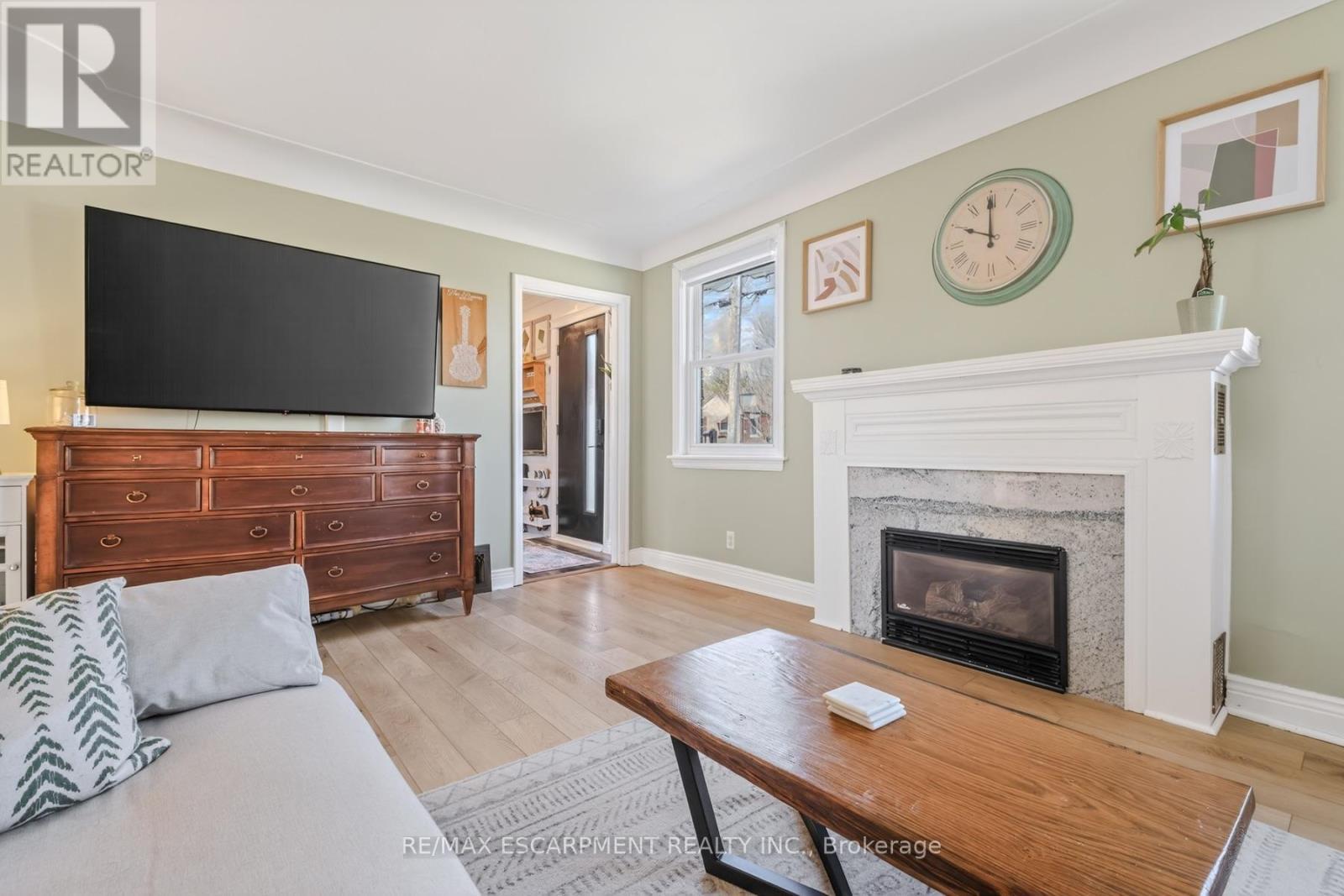 43 Woodbridge Road, Hamilton, ON