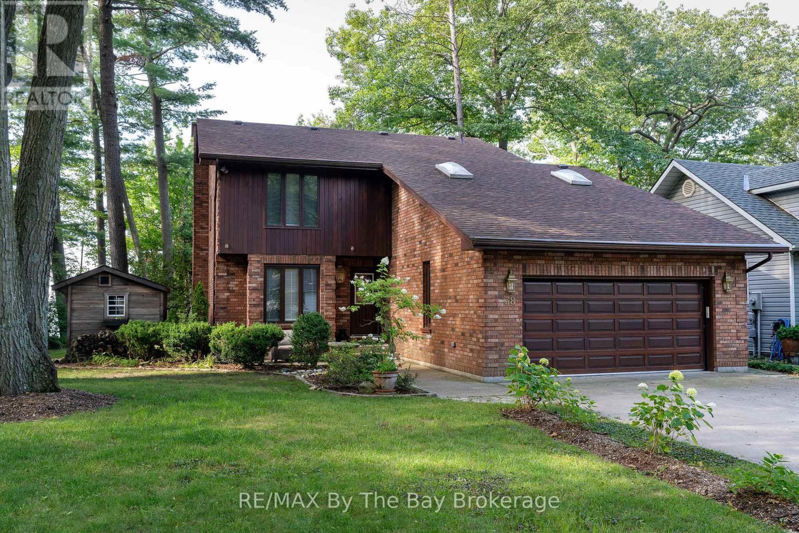 38 Willow Drive, Tiny, ON