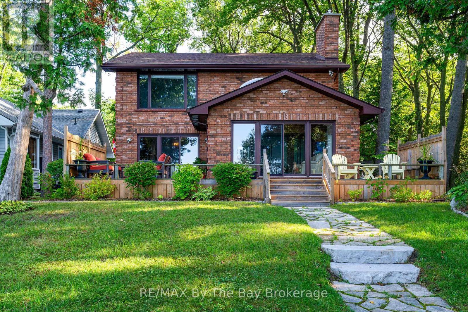 38 Willow Drive, Tiny, ON