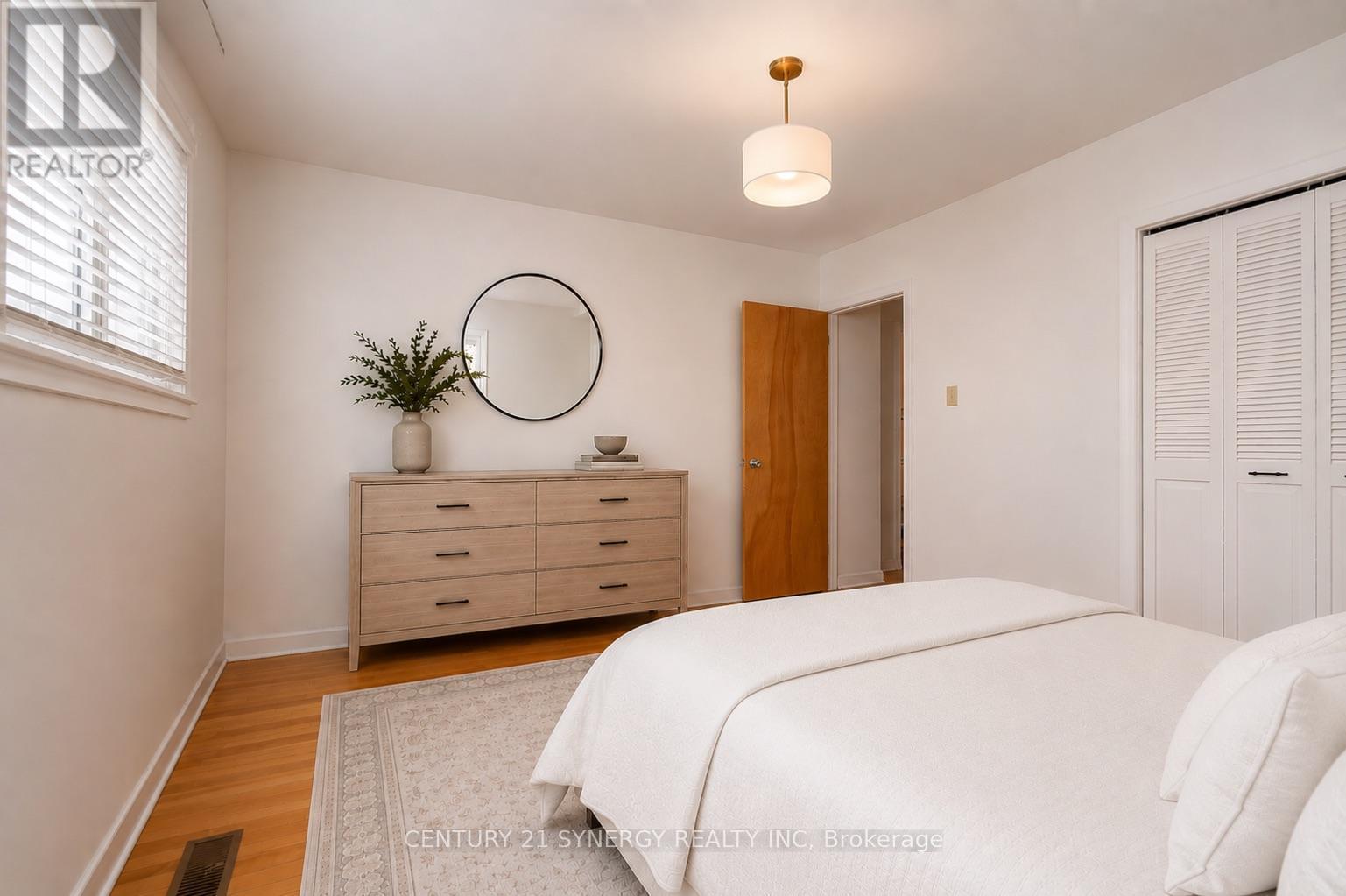 Virtual Stage - 2148 Iris Street, Ottawa, ON