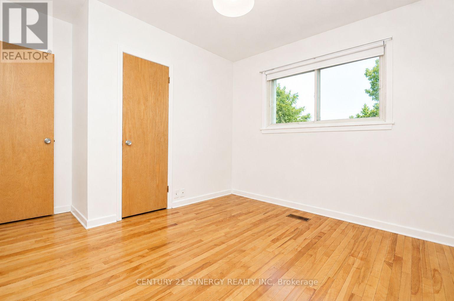 2148 Iris Street, Ottawa, ON