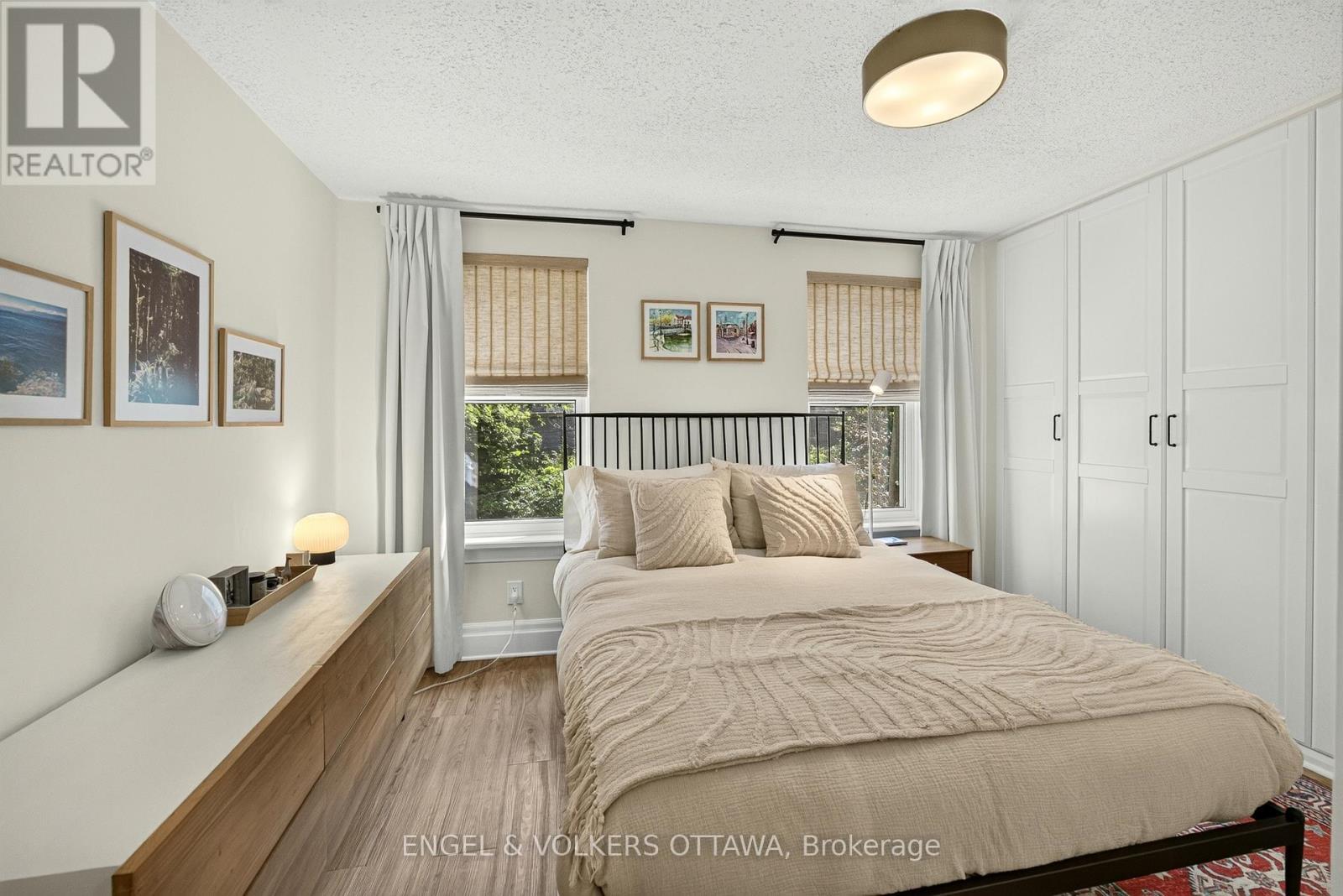 68 Upper Lorne Place, Ottawa, ON