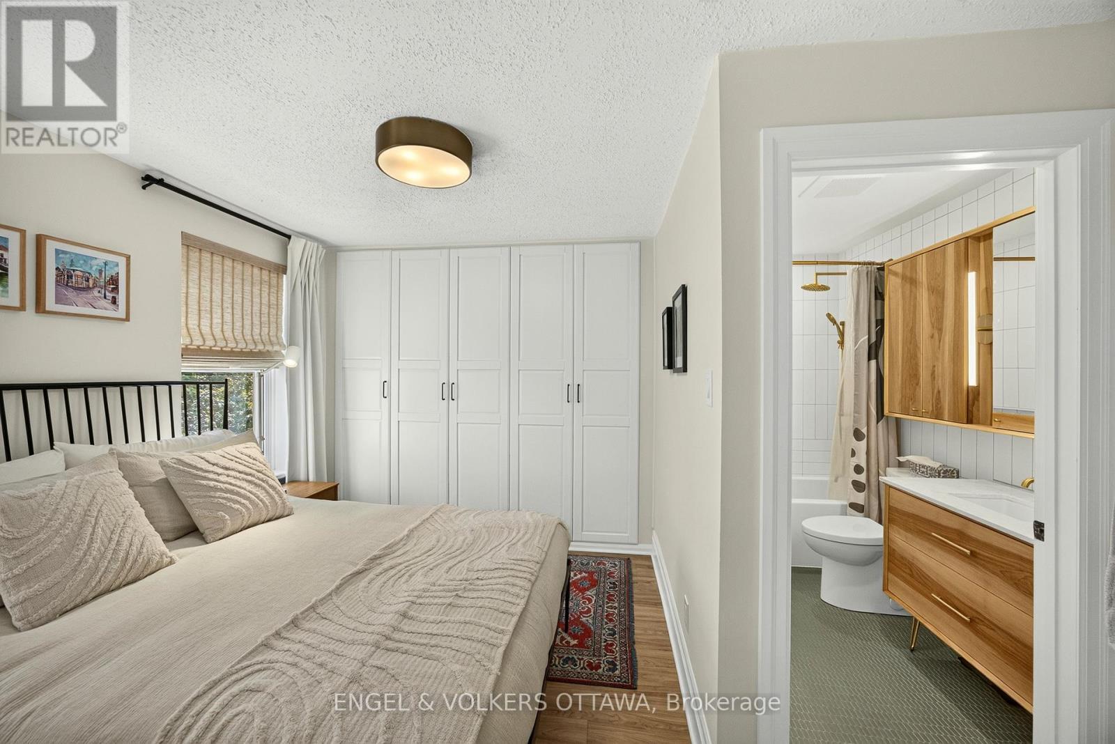 68 Upper Lorne Place, Ottawa, ON