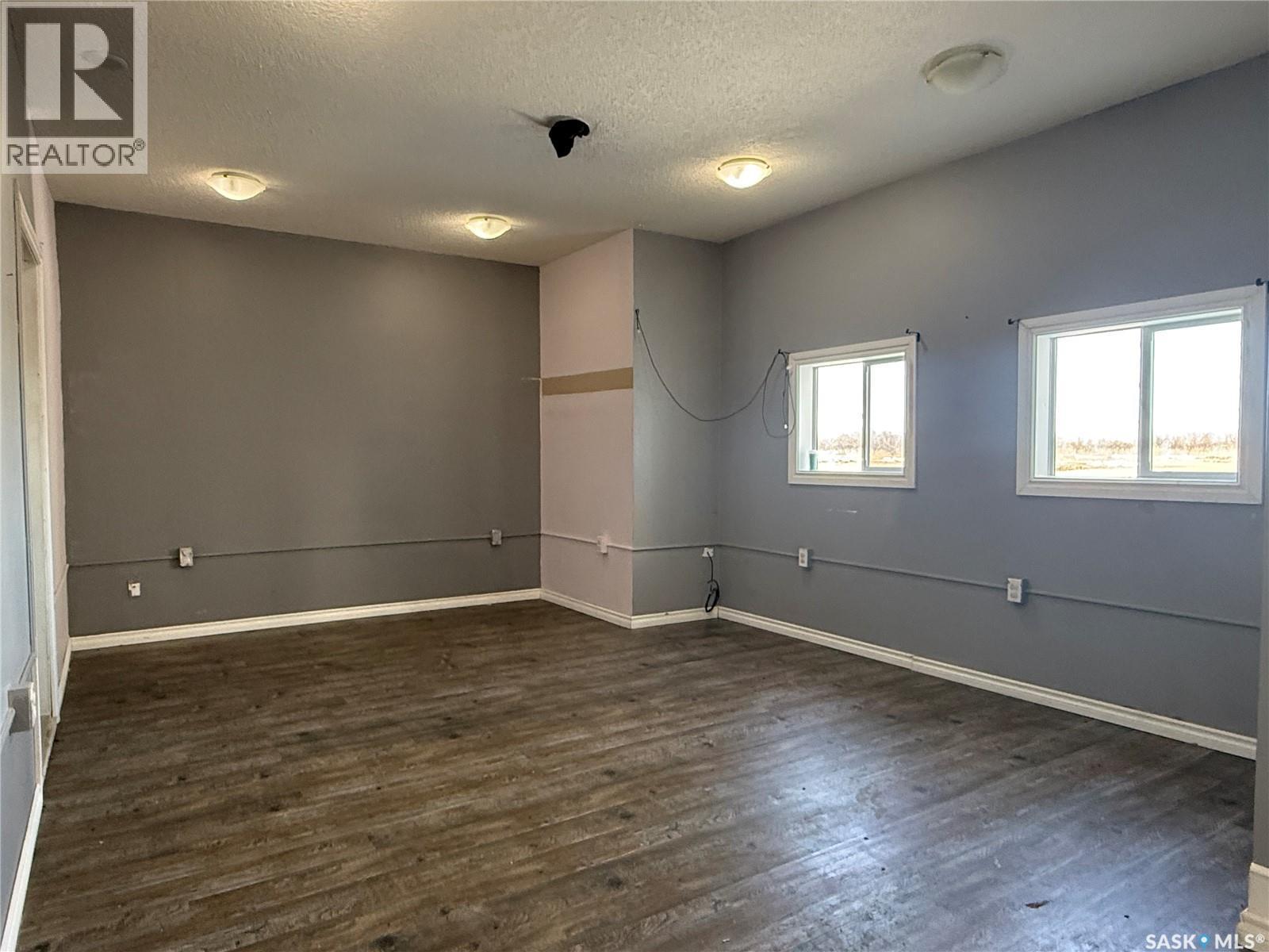 707 Railway Avenue, Neudorf, SK