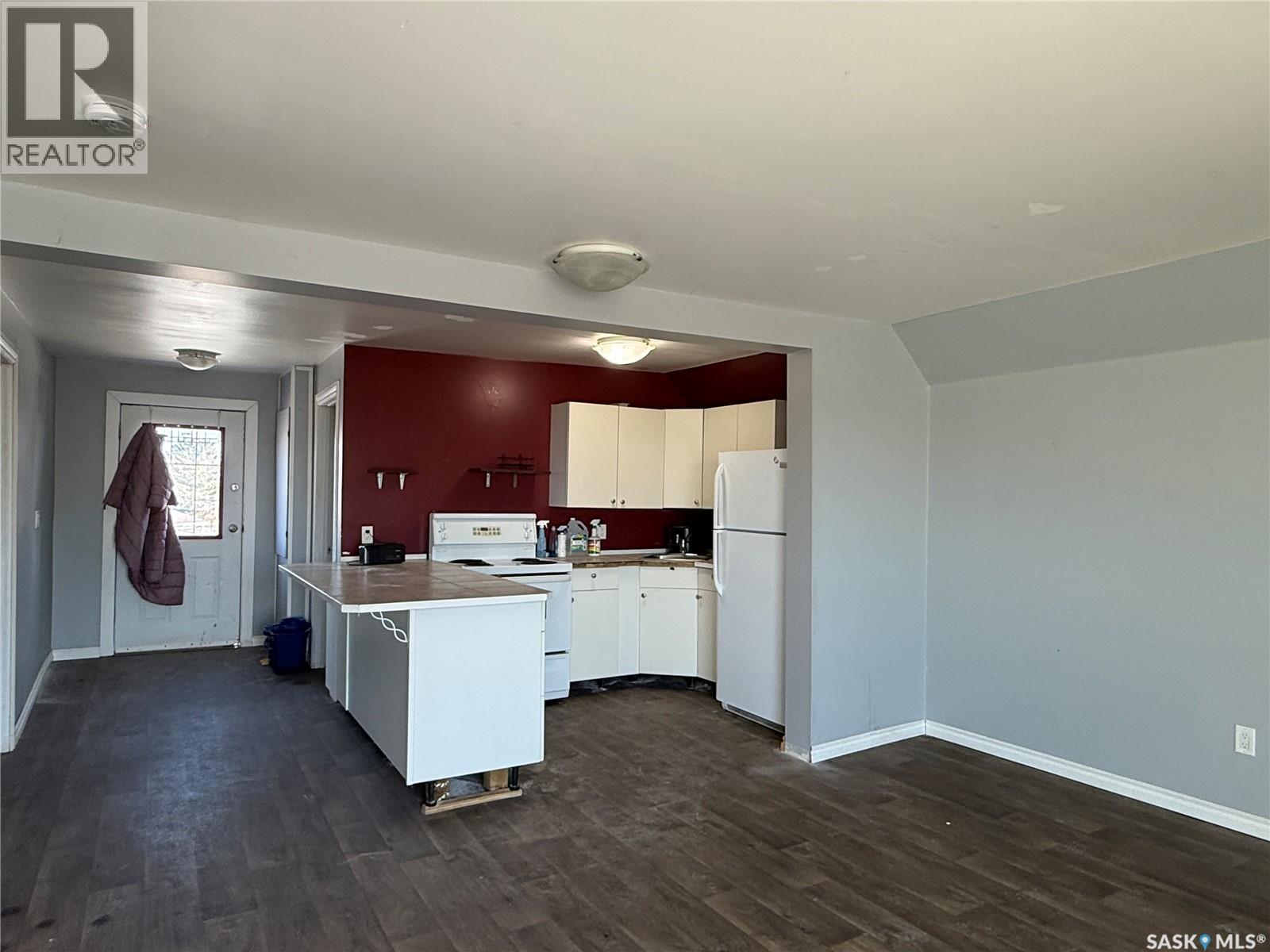 707 Railway Avenue, Neudorf, SK