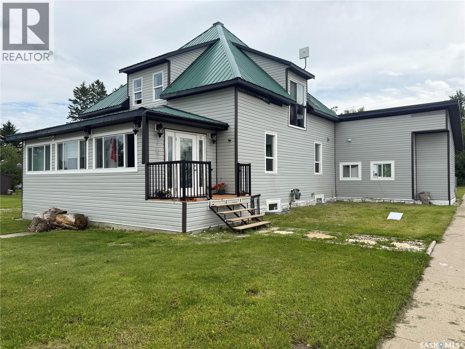707 Railway Avenue, Neudorf, SK
