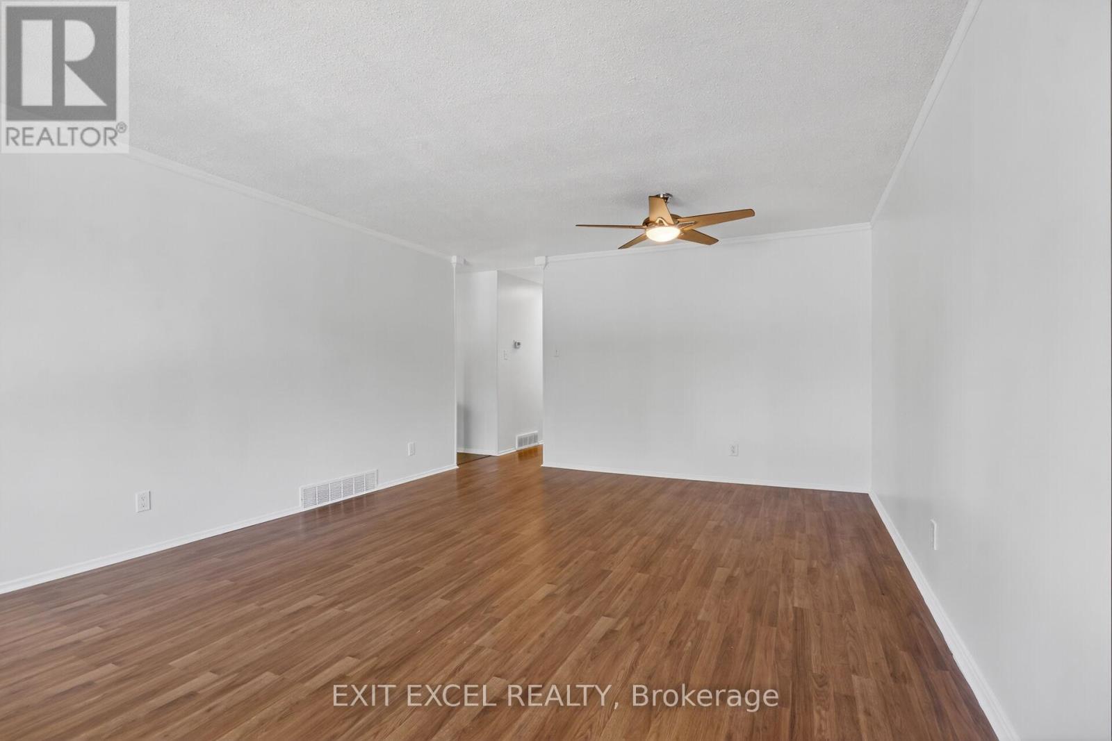 283 Mcelroy Drive, Ottawa, ON