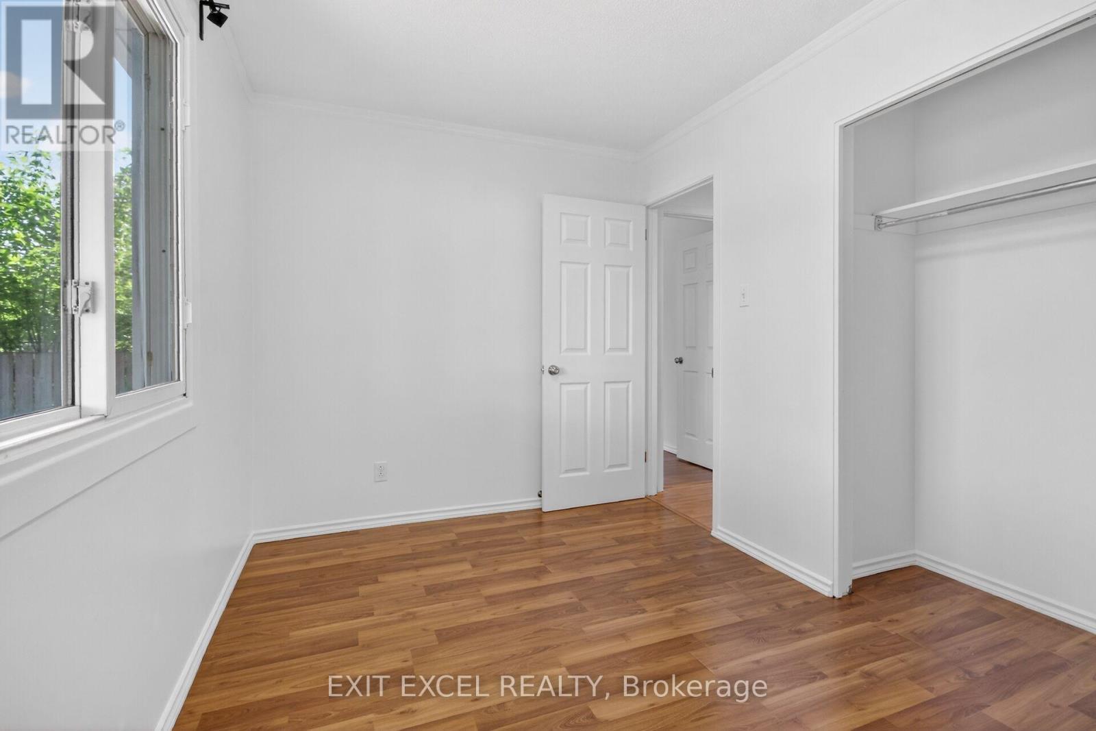 283 Mcelroy Drive, Ottawa, ON