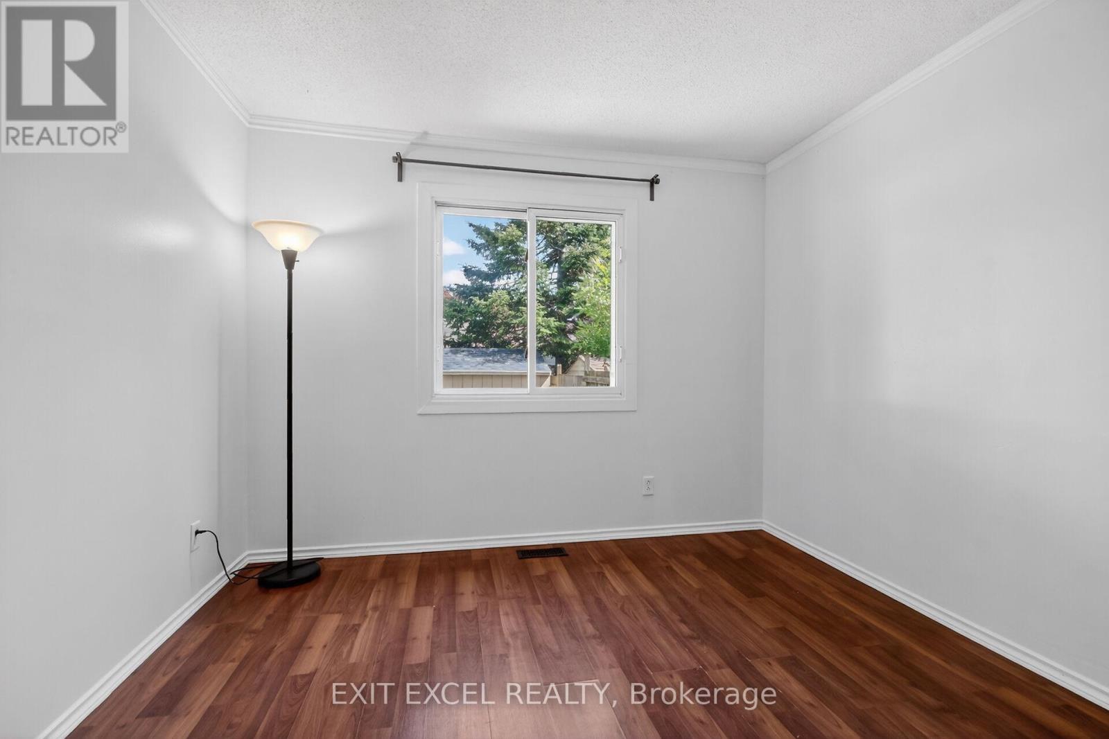 283 Mcelroy Drive, Ottawa, ON