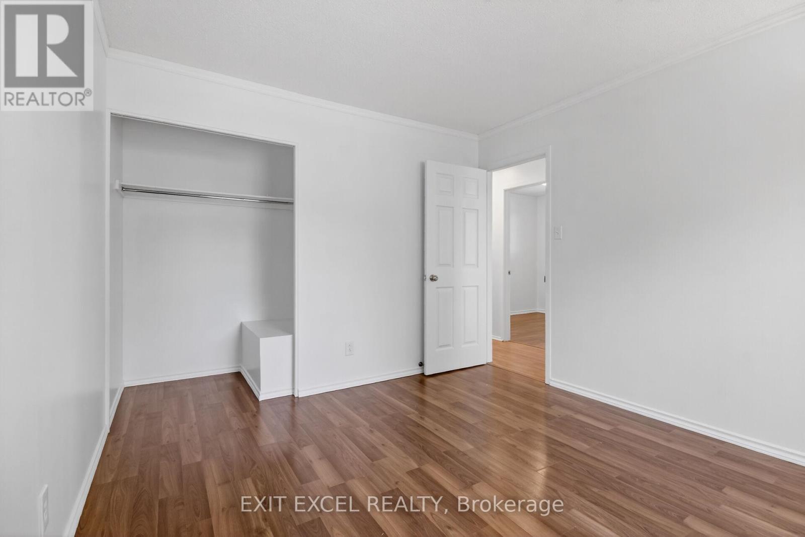 283 Mcelroy Drive, Ottawa, ON