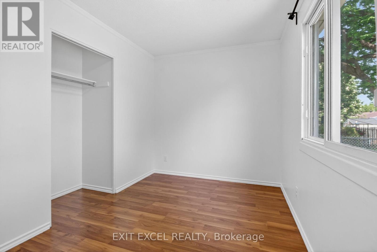 283 Mcelroy Drive, Ottawa, ON