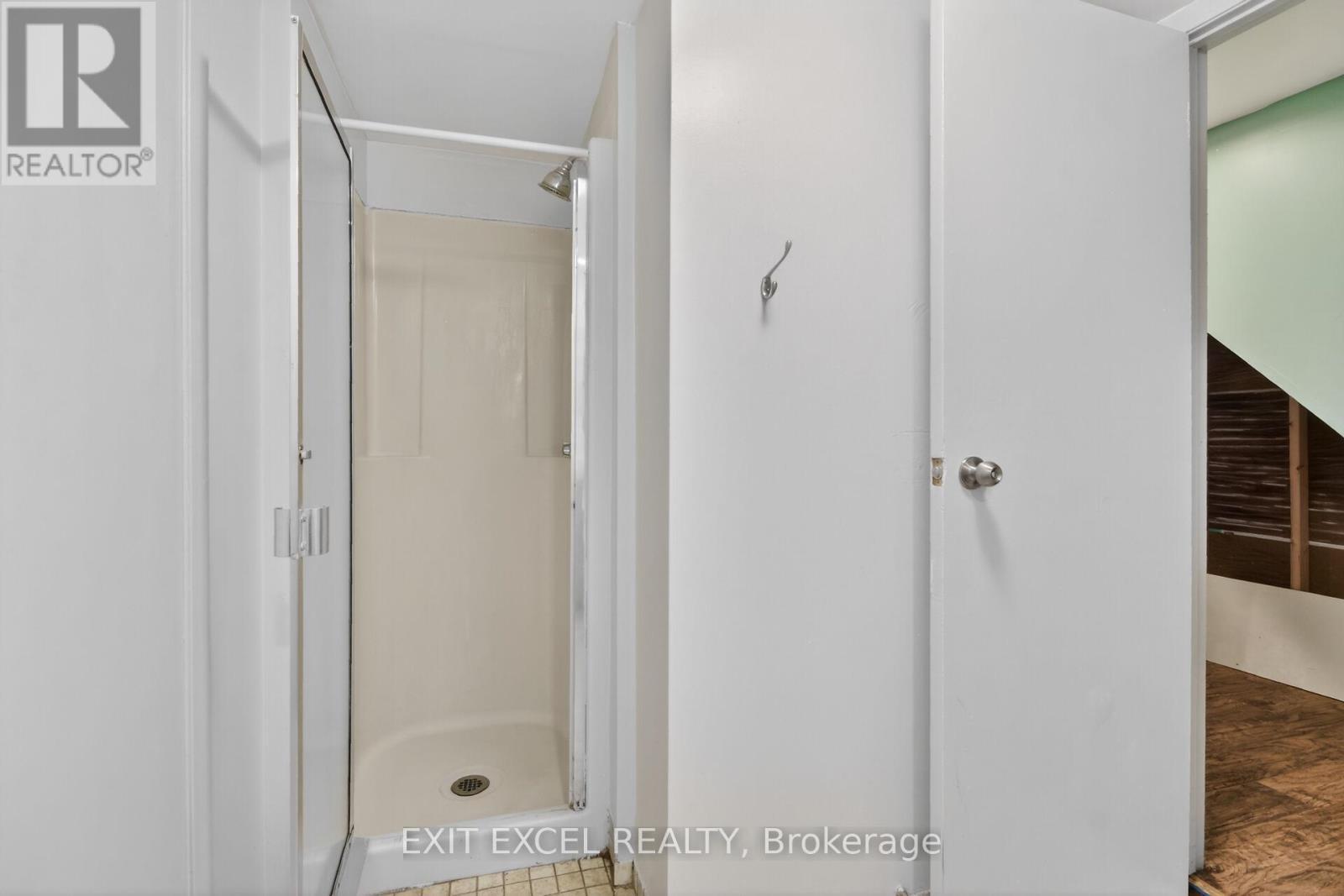 283 Mcelroy Drive, Ottawa, ON