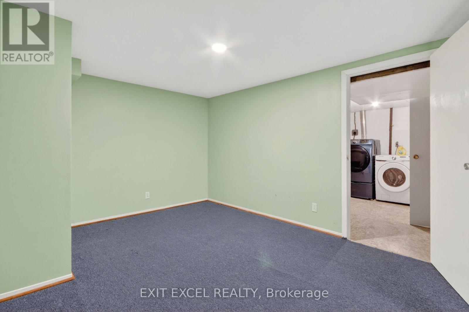 283 Mcelroy Drive, Ottawa, ON