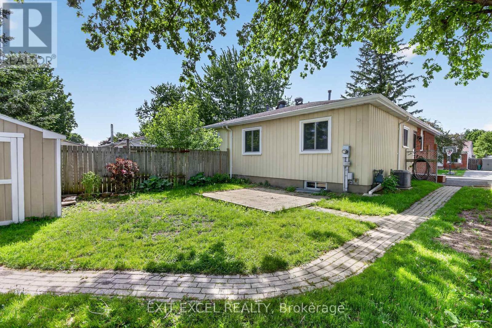 283 Mcelroy Drive, Ottawa, ON