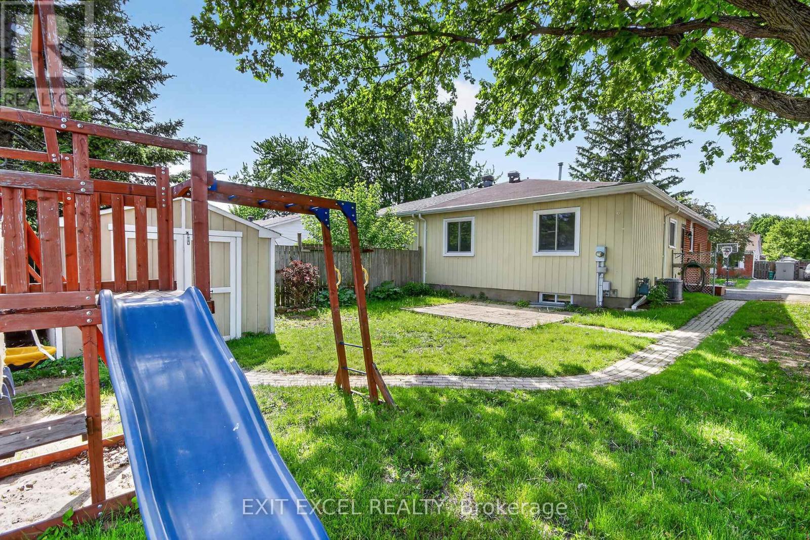 283 Mcelroy Drive, Ottawa, ON